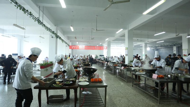 北京餐饮加盟投资回报：揭秘盈利之道与风险规避